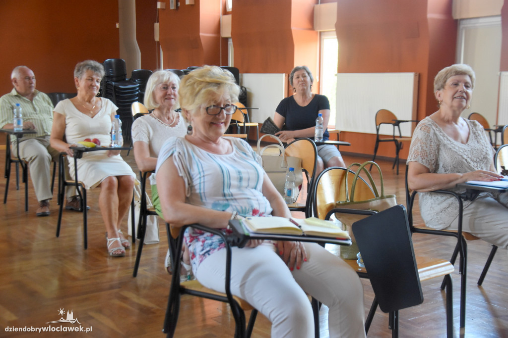 Seniorzy spotkali się z psychoonkologiem