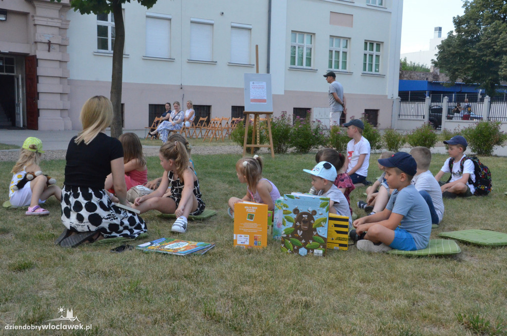 Warsztaty z pszczelarzem we włocławskiej bibliotece