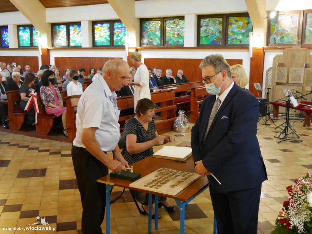 Uroczystości Przekazania Sztandaru SP w Śmiłowicach