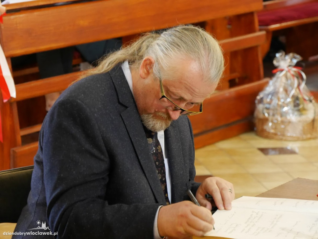 Uroczystości Przekazania Sztandaru SP w Śmiłowicach