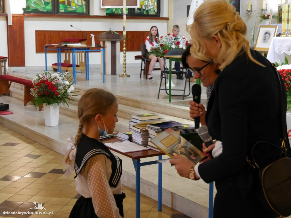 Uroczystości Przekazania Sztandaru SP w Śmiłowicach