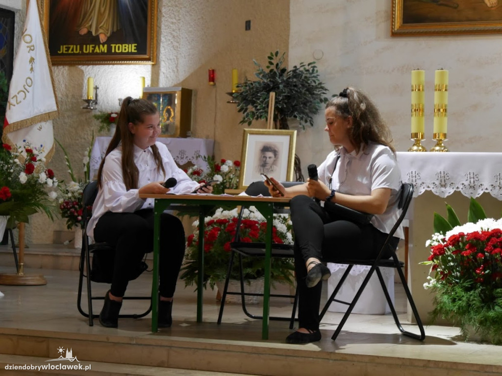 Uroczystości Przekazania Sztandaru SP w Śmiłowicach