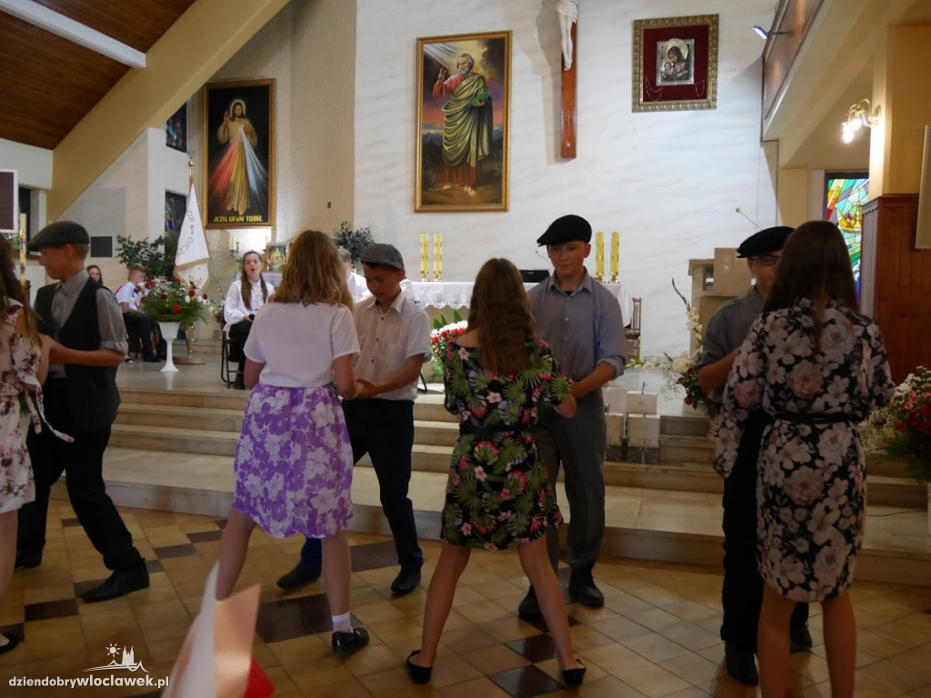 Uroczystości Przekazania Sztandaru SP w Śmiłowicach