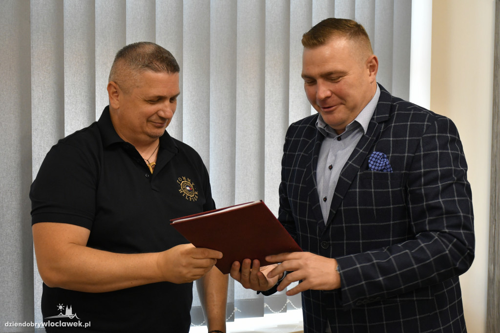 Umowa na termomodernizację PUP podpisana