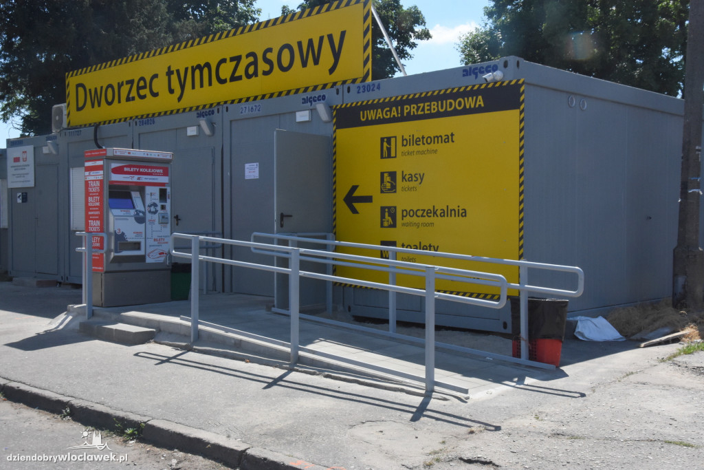 Tymczasowy dworzec PKP we Włocławku już czynny