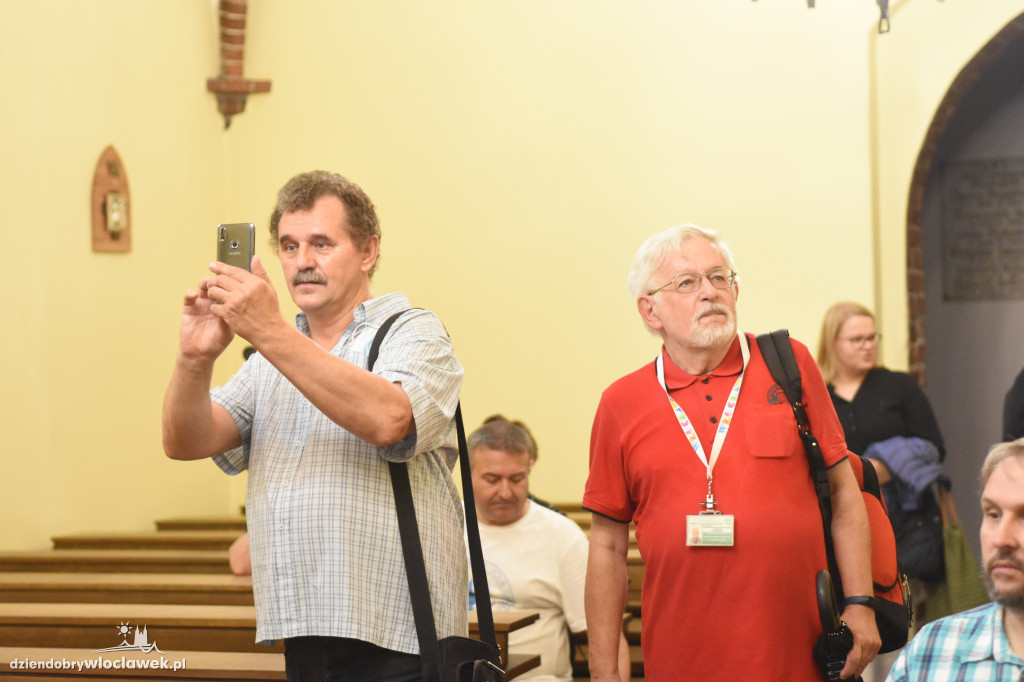 Spacerek do kościoła św. Witalisa