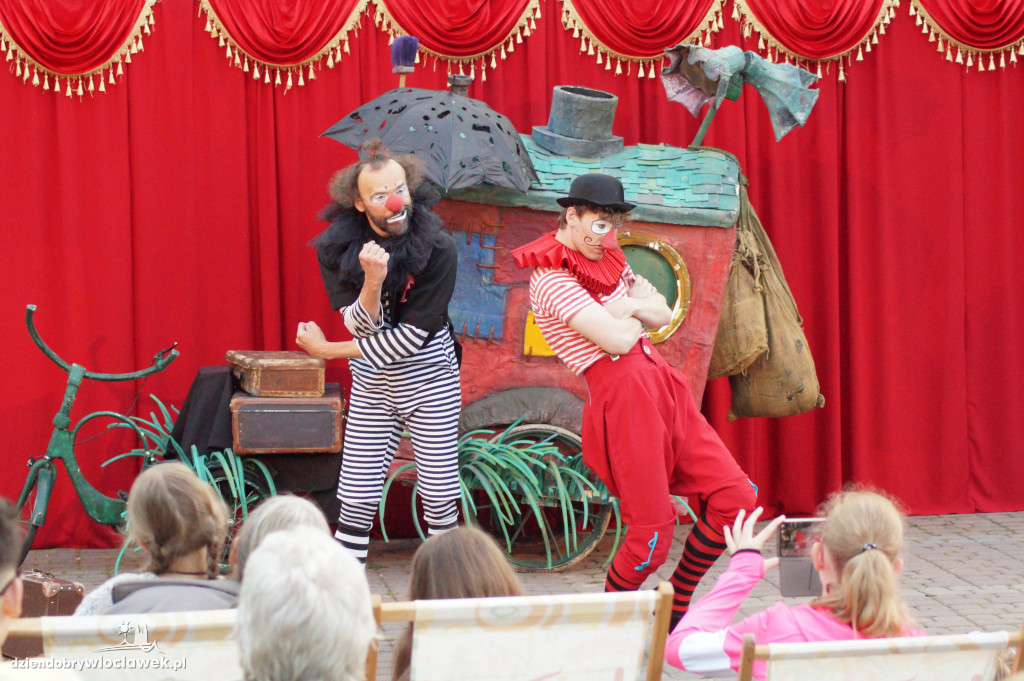 Teatry Uliczne w Brześciu Kuj.
