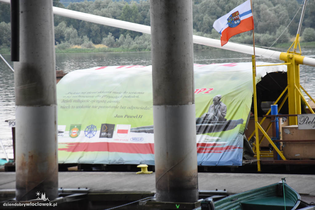 Załoga Tratwy Pielgrzym dotarła do Włocławka