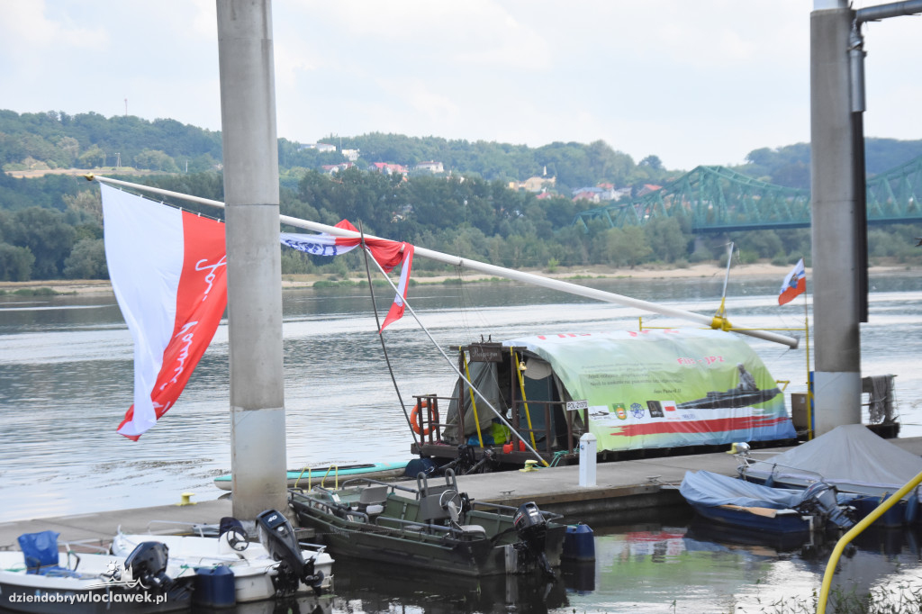 Załoga Tratwy Pielgrzym dotarła do Włocławka