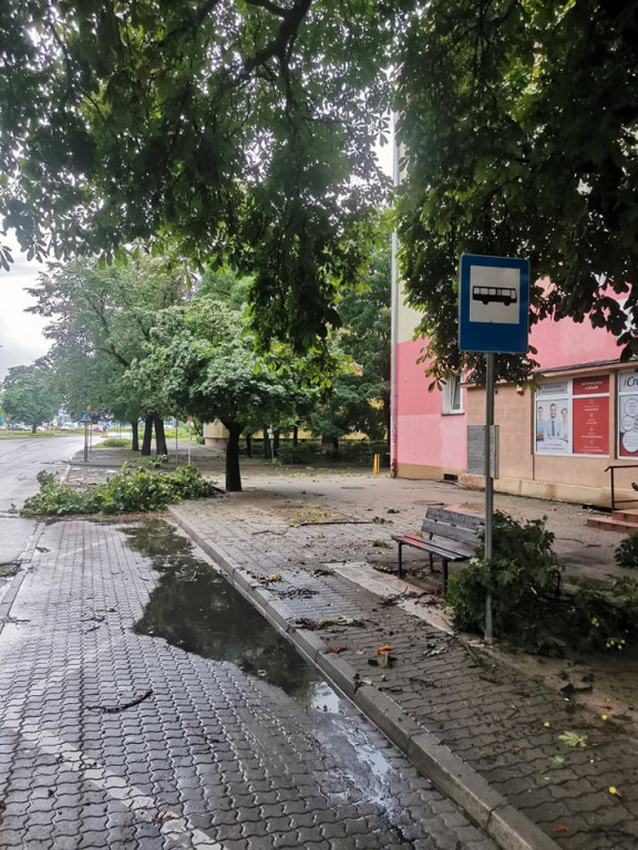 Takie straty spowodowała nocna burza