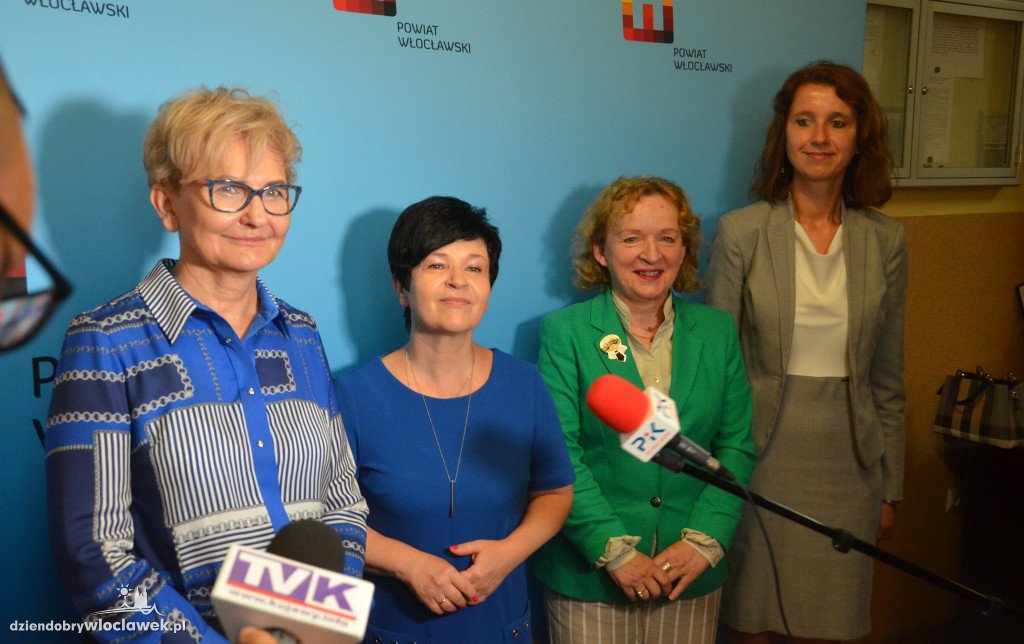 Wiceminister Iwona Michałek spotkała się z dyrektorami PUP