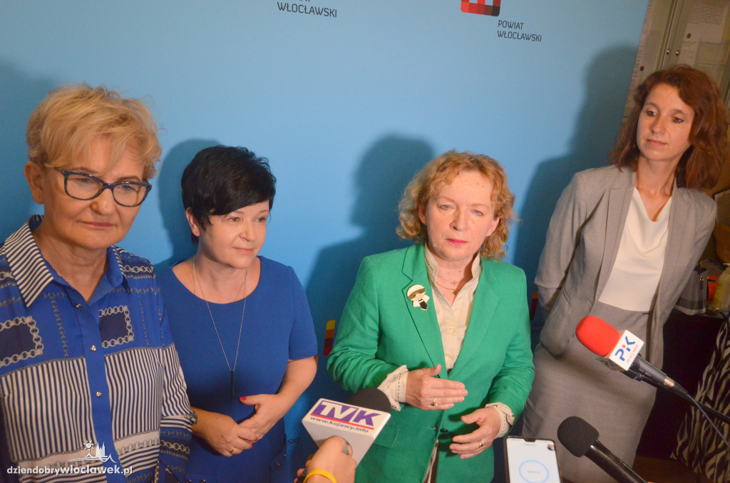 Wiceminister Iwona Michałek spotkała się z dyrektorami PUP