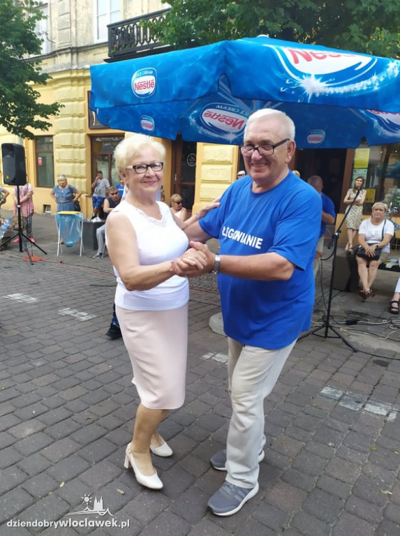 Grill i potańcówka na 3 Maja z Łęgowianami
