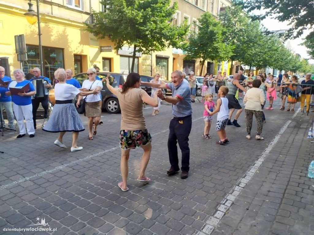 Grill i potańcówka na 3 Maja z Łęgowianami