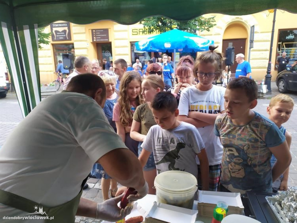 Grill i potańcówka na 3 Maja z Łęgowianami