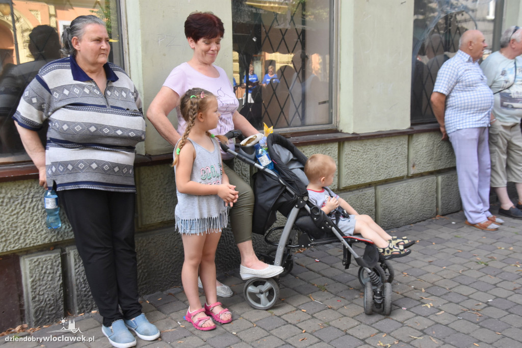 Grill i potańcówka na 3 Maja z Łęgowianami