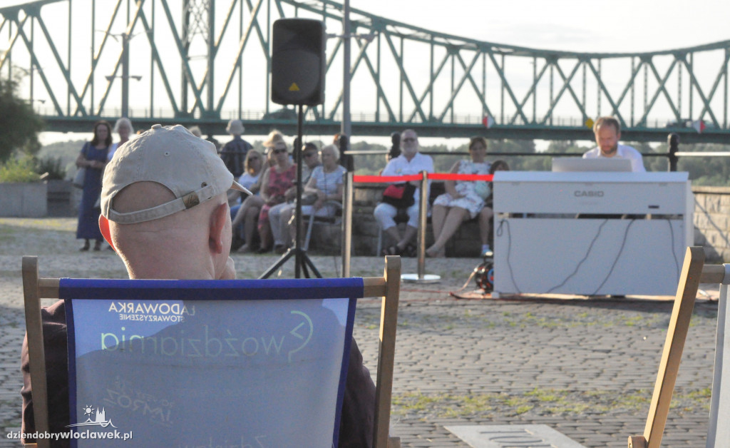 Włocławskie Koncerty Plenerowe: Recital Wojciecha Marciniaka