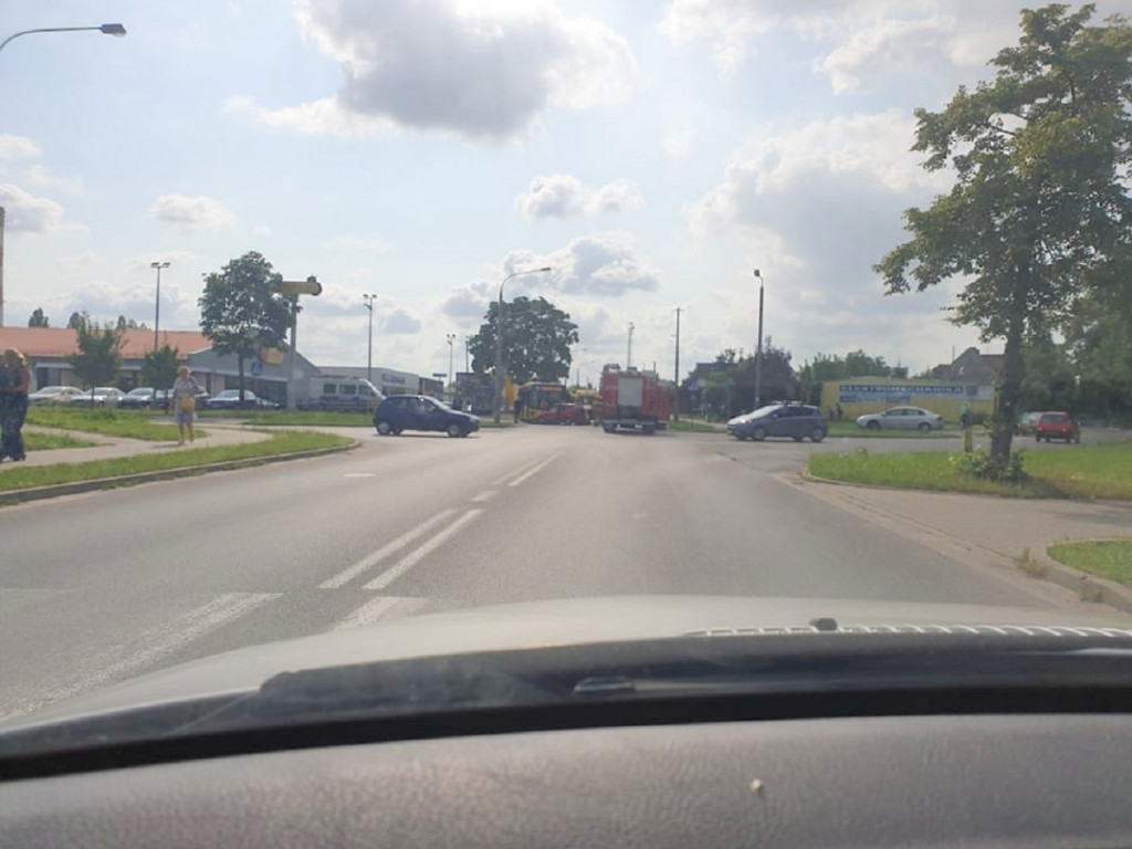 Zderzenie osobówki i autobusu