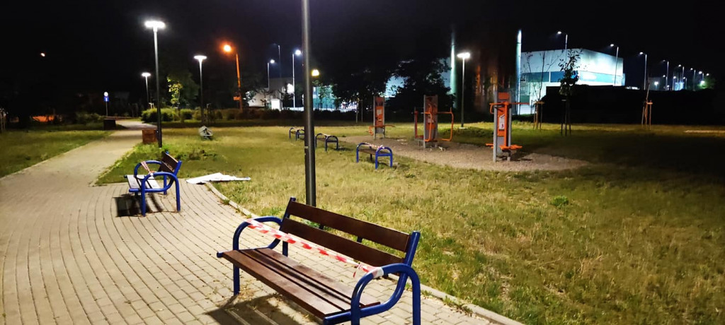 Pomalowali ławki na os. Południe