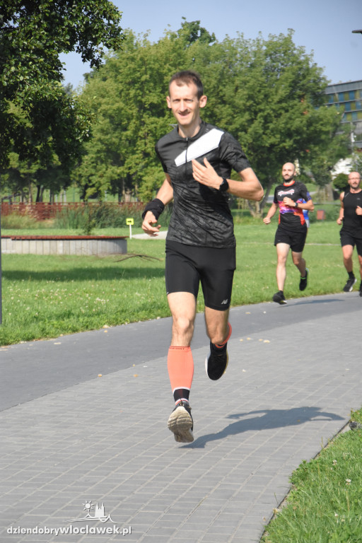 Parkrun w parku na Słodowie
