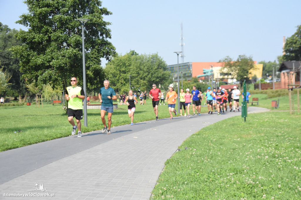 Parkrun w parku na Słodowie