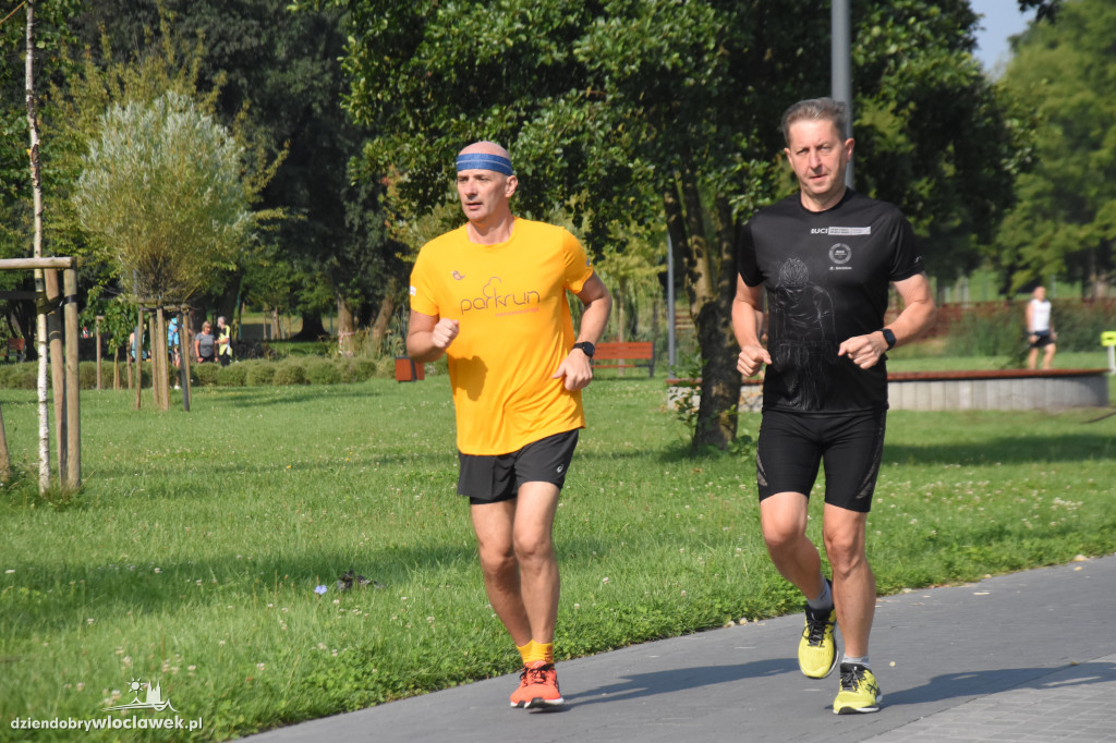 Parkrun w parku na Słodowie