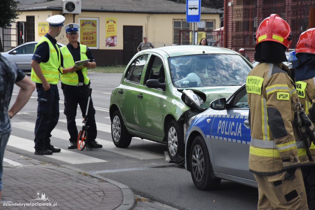 Na ul. Kaliskiej zderzyły się dwie osobówki!