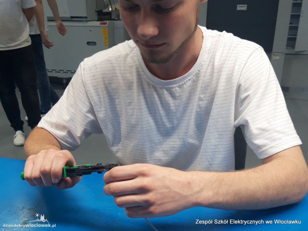 Pracowite wakacje uczniów włocławskiego Elektryka