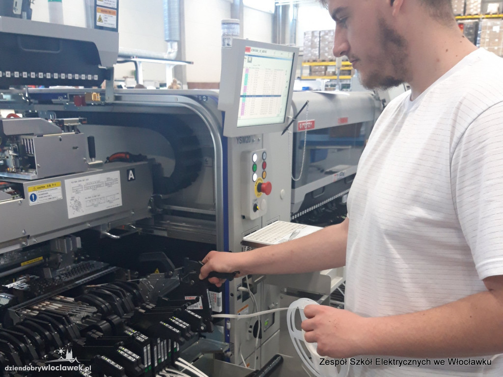 Pracowite wakacje uczniów włocławskiego Elektryka