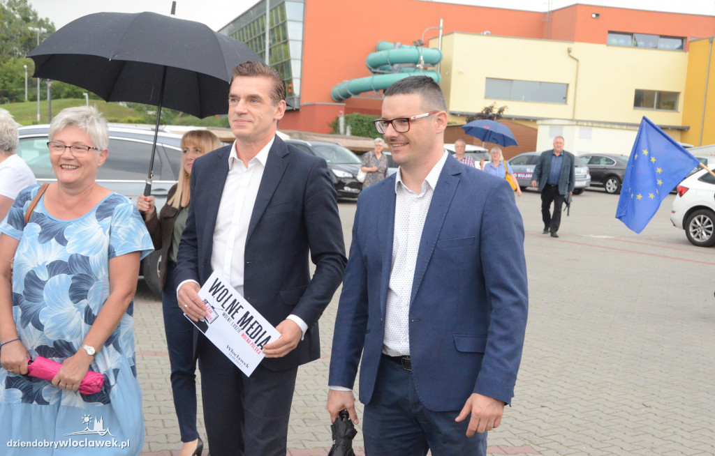 Manifestacja w obronie TVN i wolnych mediów