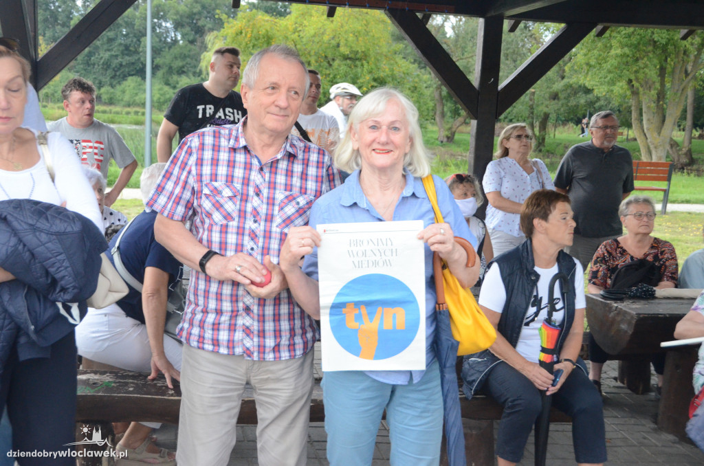 Manifestacja w obronie TVN i wolnych mediów
