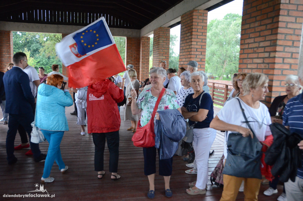 Manifestacja w obronie TVN i wolnych mediów