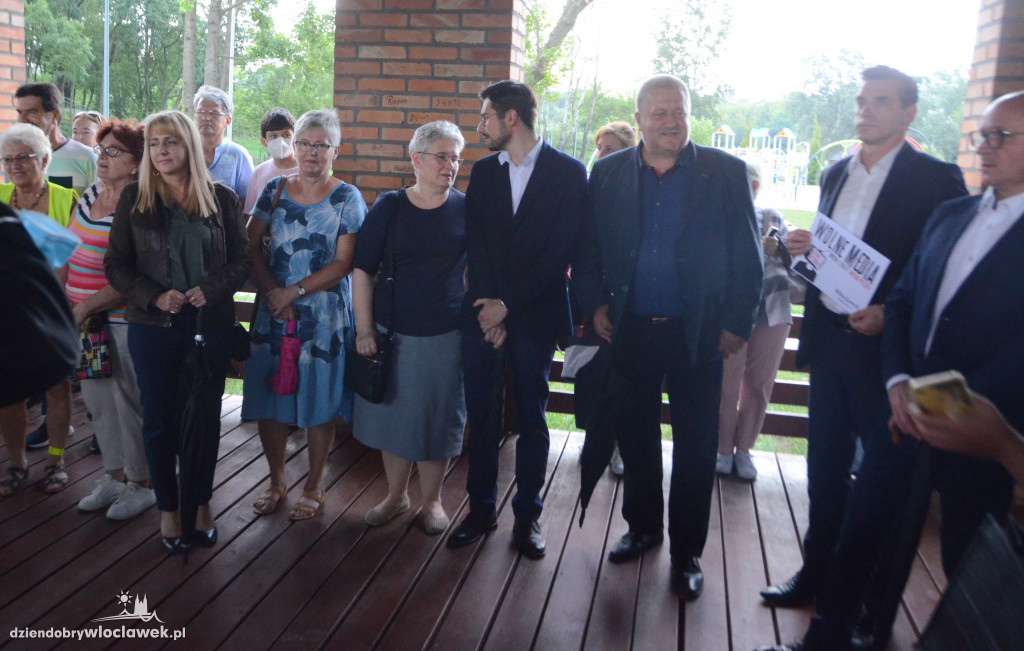Manifestacja w obronie TVN i wolnych mediów