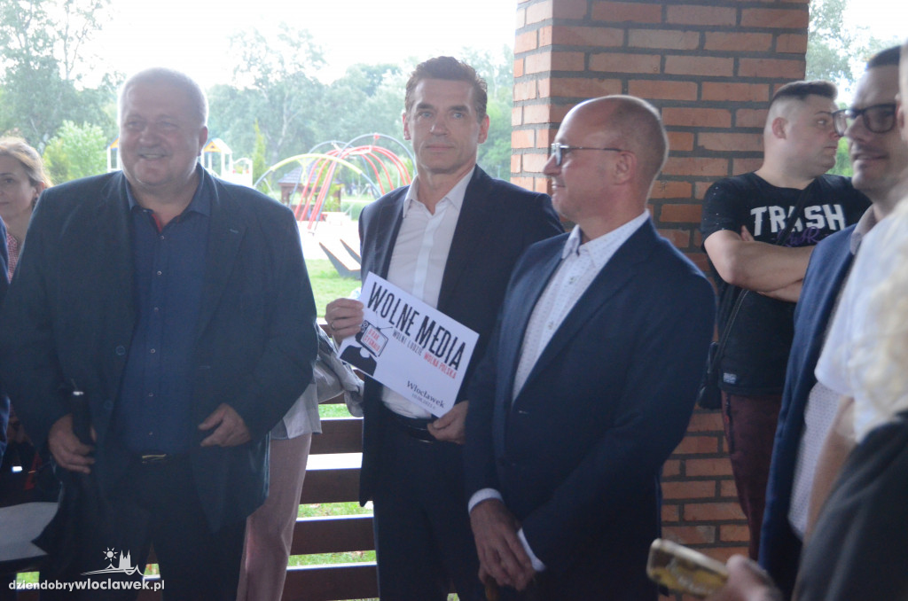 Manifestacja w obronie TVN i wolnych mediów