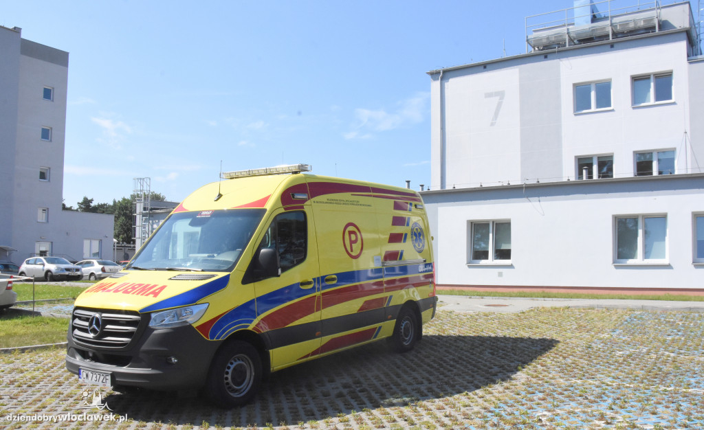 Karetka za pół mln zł dla włocławskiego szpitala