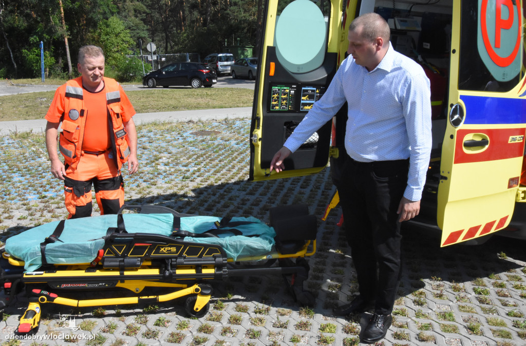 Karetka za pół mln zł dla włocławskiego szpitala