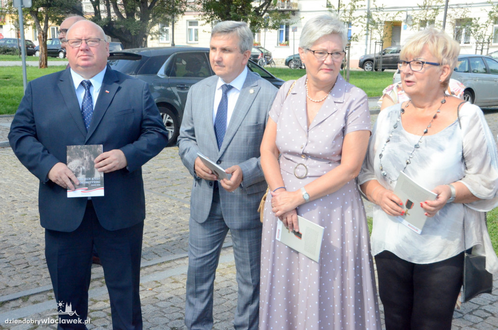 Odsłonięcie Alei Zasłużonych dla Włocławka