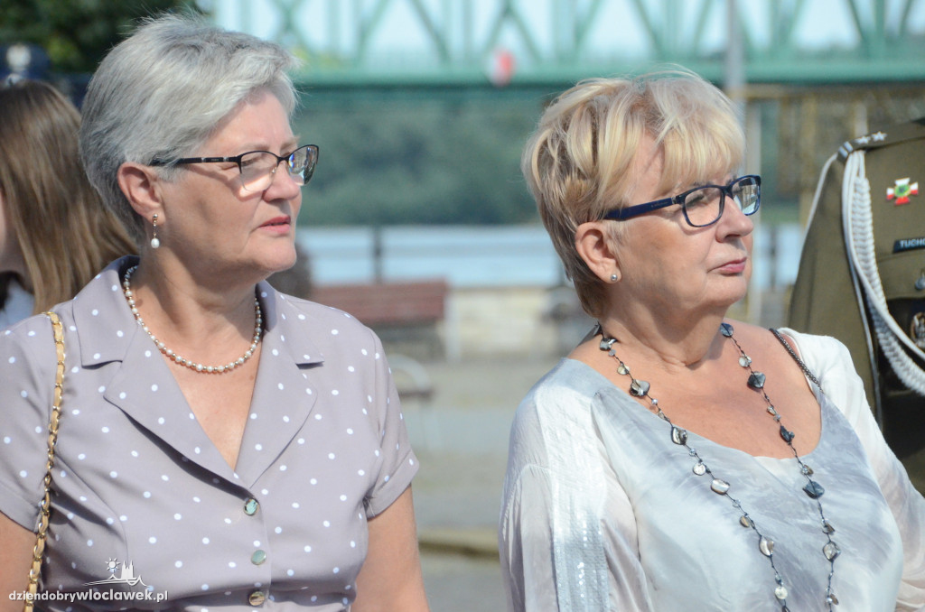 Odsłonięcie Alei Zasłużonych dla Włocławka