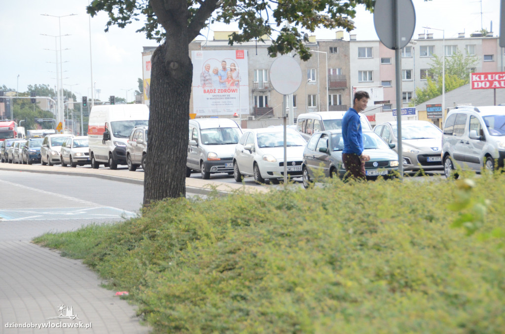 Zderzenie czterech aut na ul. Okrzei