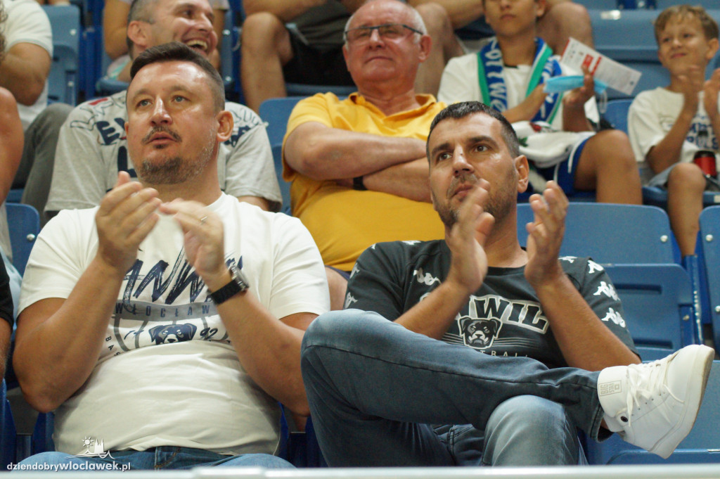 Kibice na meczu Anwil vs Arka