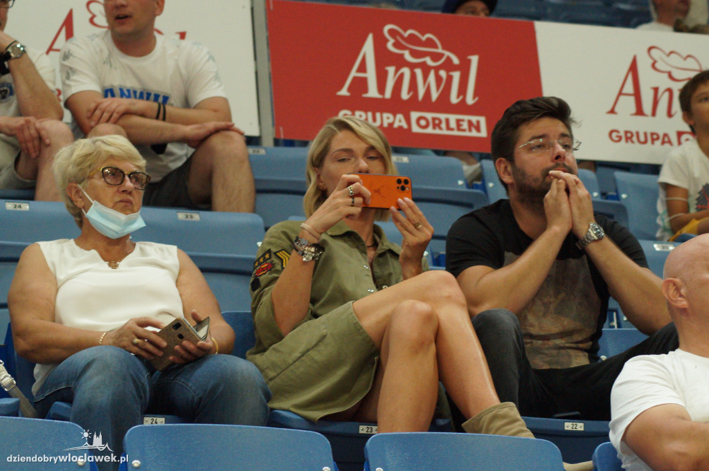 Kibice na meczu Anwil vs Arka