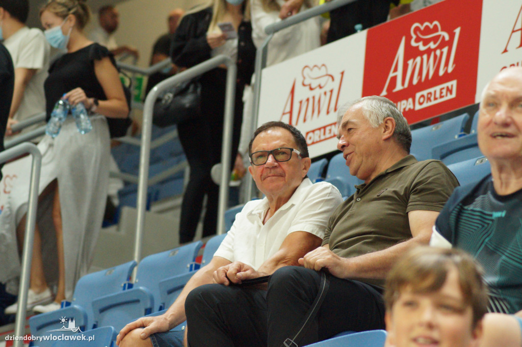 Kibice na meczu Anwil vs Arka