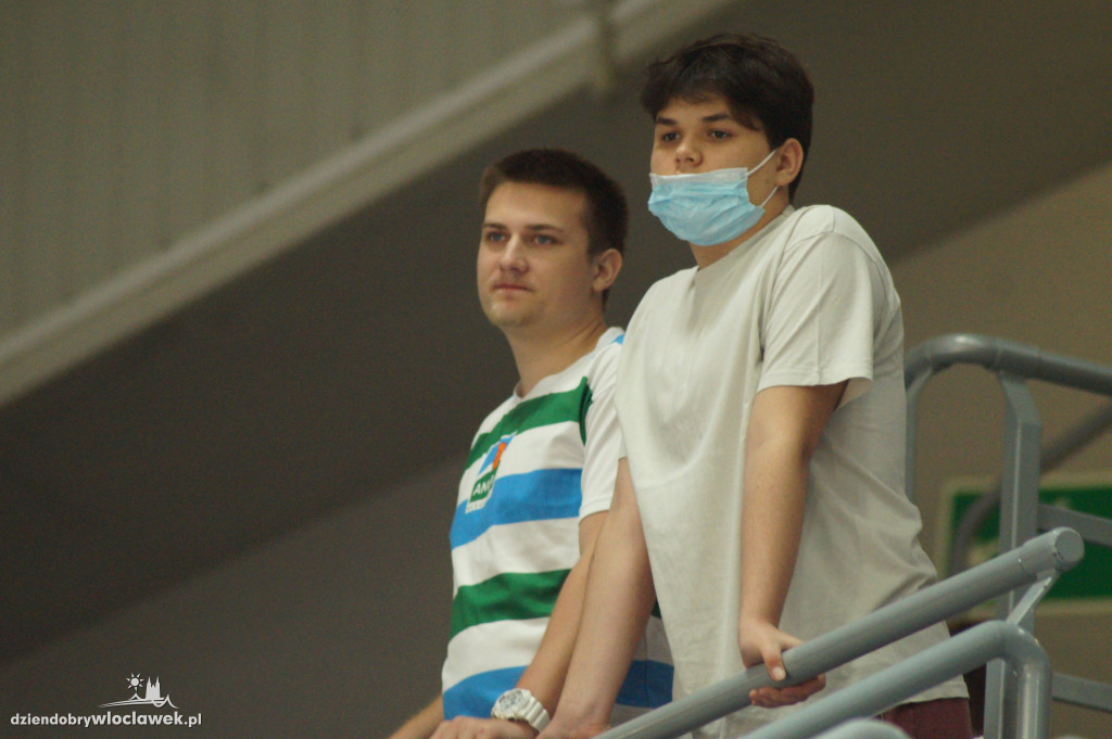 Kibice na meczu Anwil vs Arka