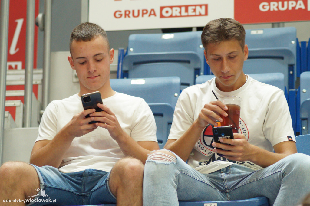 Kibice na meczu Anwil vs Arka