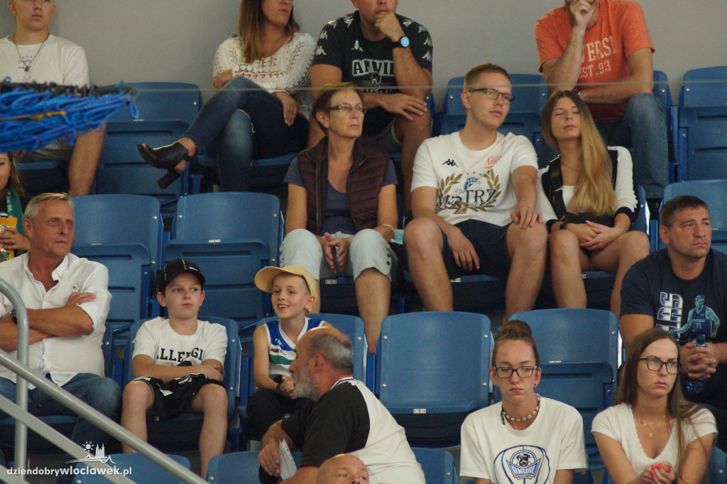 Kibice na meczu Anwil vs Arka