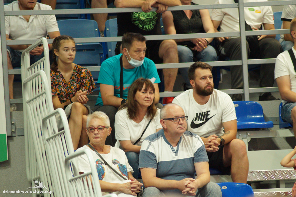 Kibice na meczu Anwil vs Arka