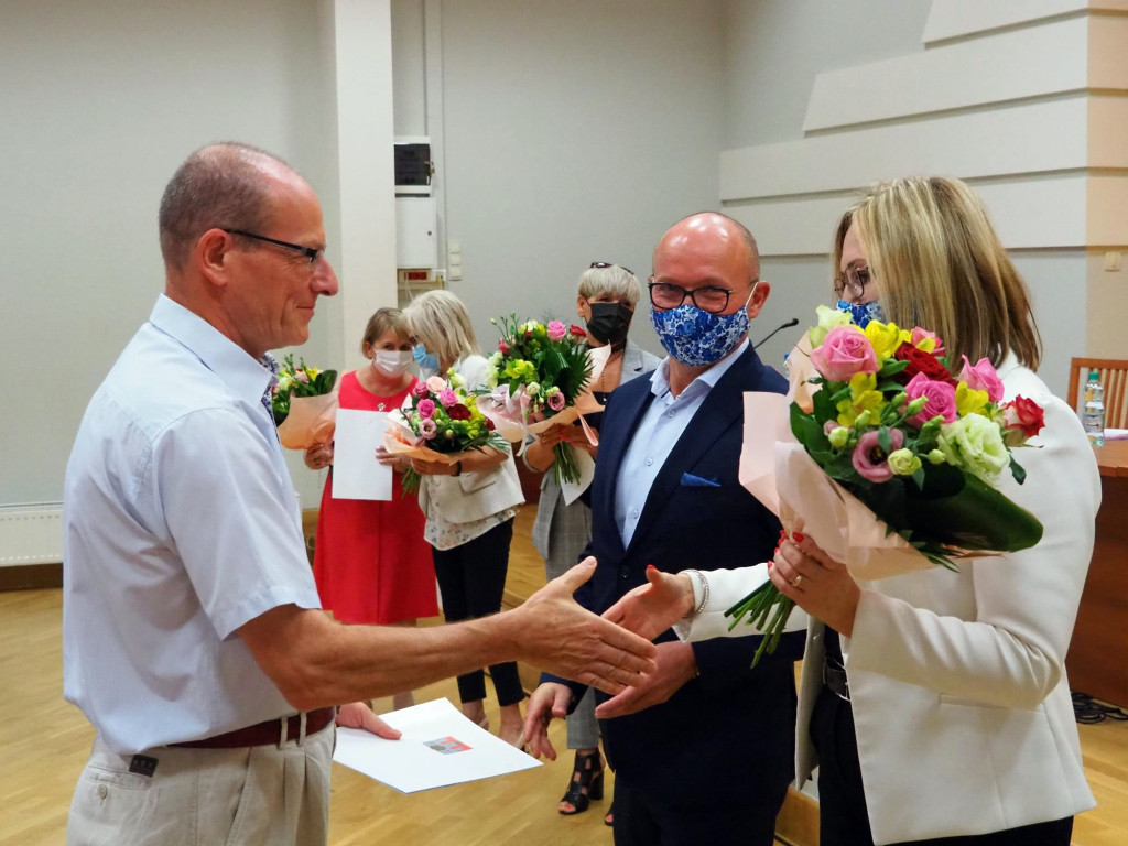 Spotkanie dyrektorów szkół w ratuszu