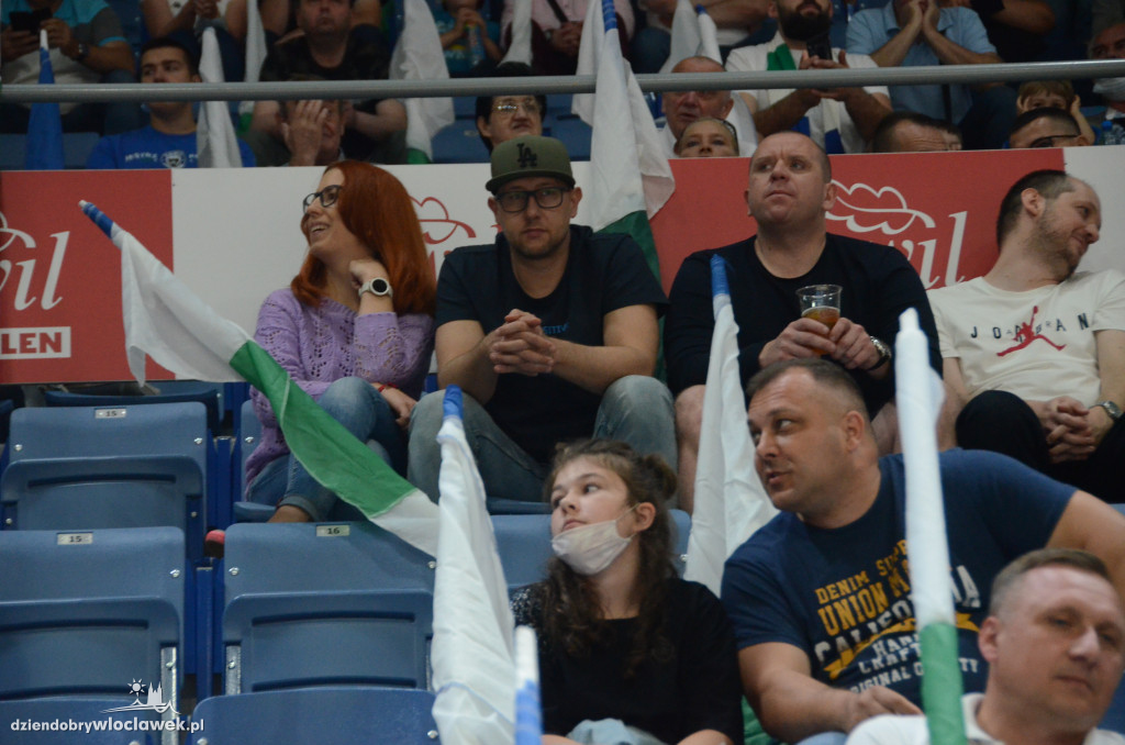 Kibice na Anwil Basketball Cup