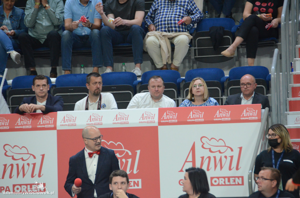 Kibice na Anwil Basketball Cup