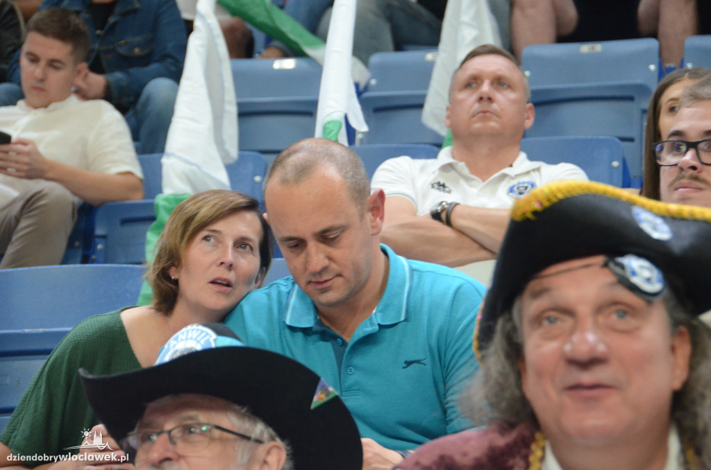 Kibice na Anwil Basketball Cup